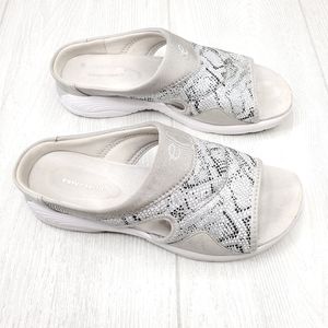 Easy Spirit Animal Print Slip on Sandals 7W